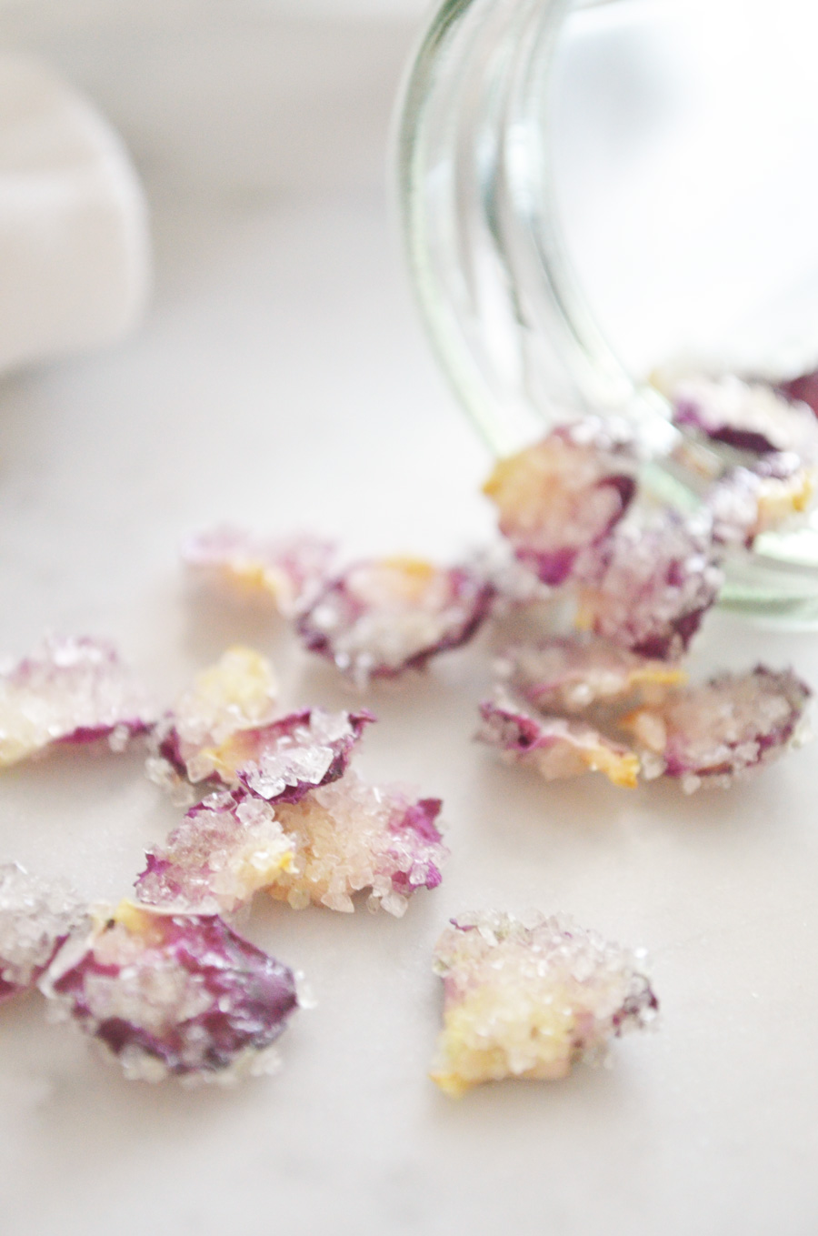 How to make vegan candied rose petals